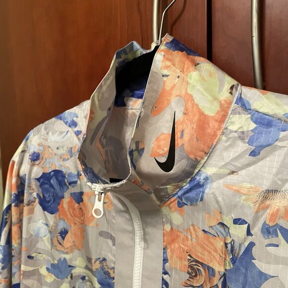 Nike Womens Woven Floral Track Zip Jacket Size L - CZ8184 072 Windbreaker NWT - Picture 9 of 16